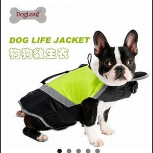🆕Dog life jacket size medium